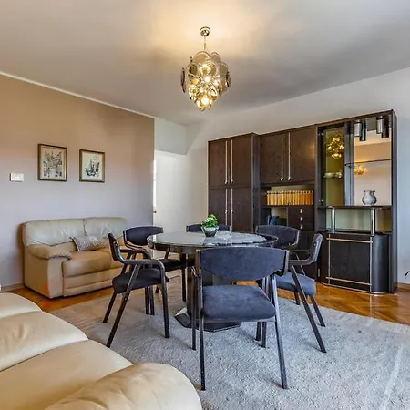 Olive Garden Ii Apartment Medulin