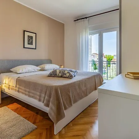 Olive Garden Ii Apartment Medulin