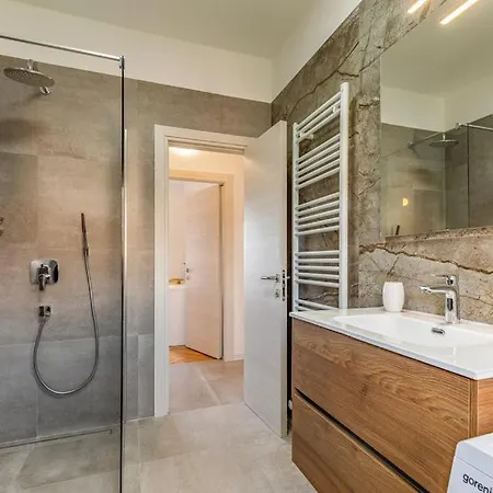 Apartment Olive Garden Ii *
